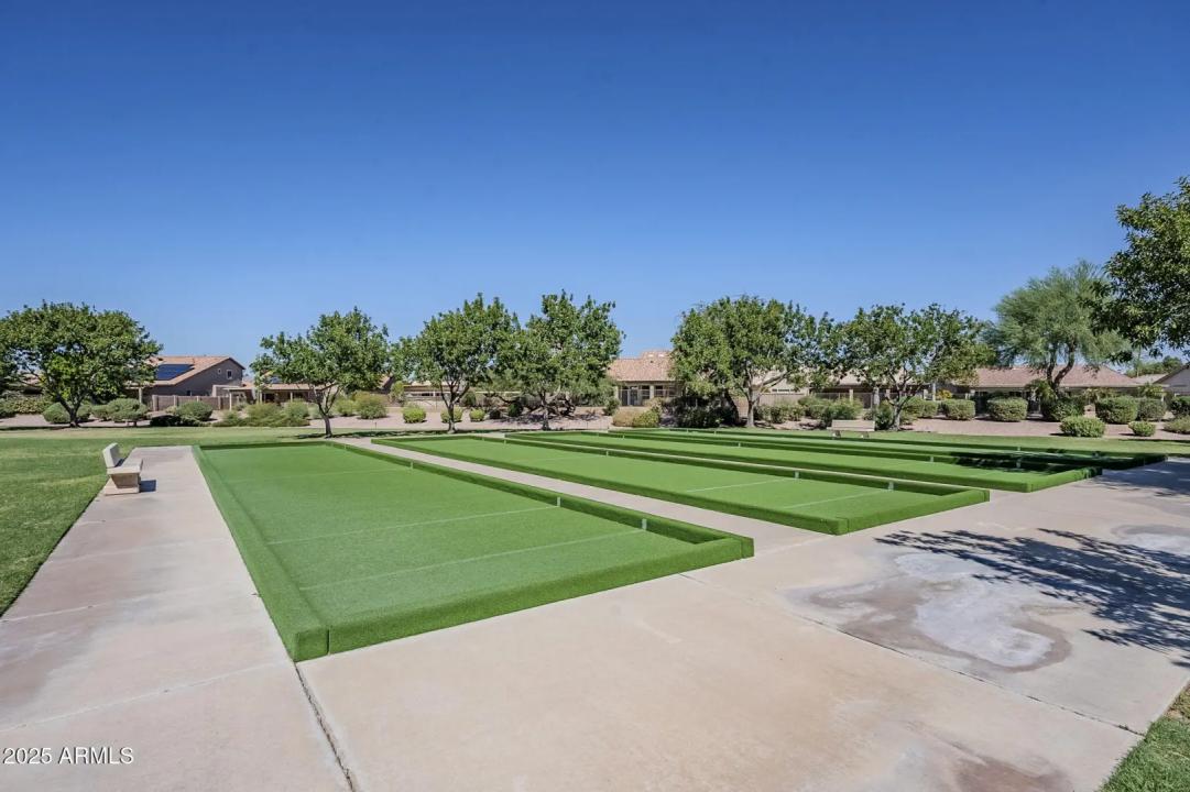 Real Estate Picture 32
