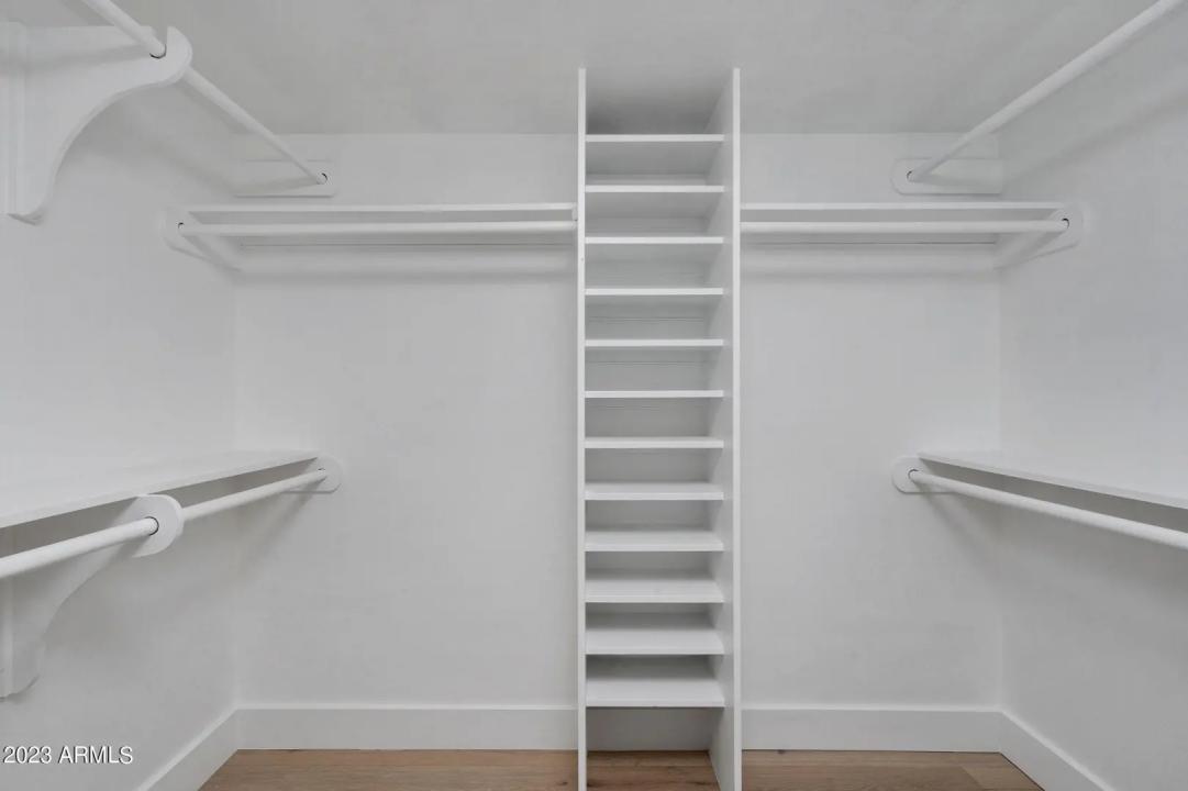 Real Estate Picture 20