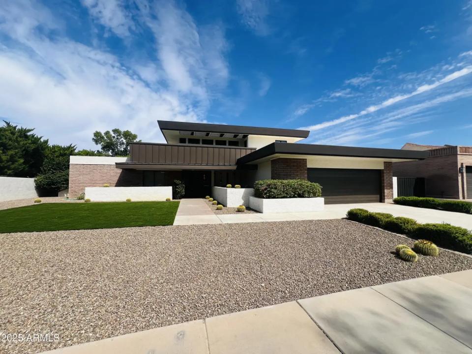 Real Estate Picture 1