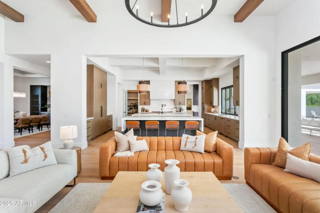 Real Estate Picture 13