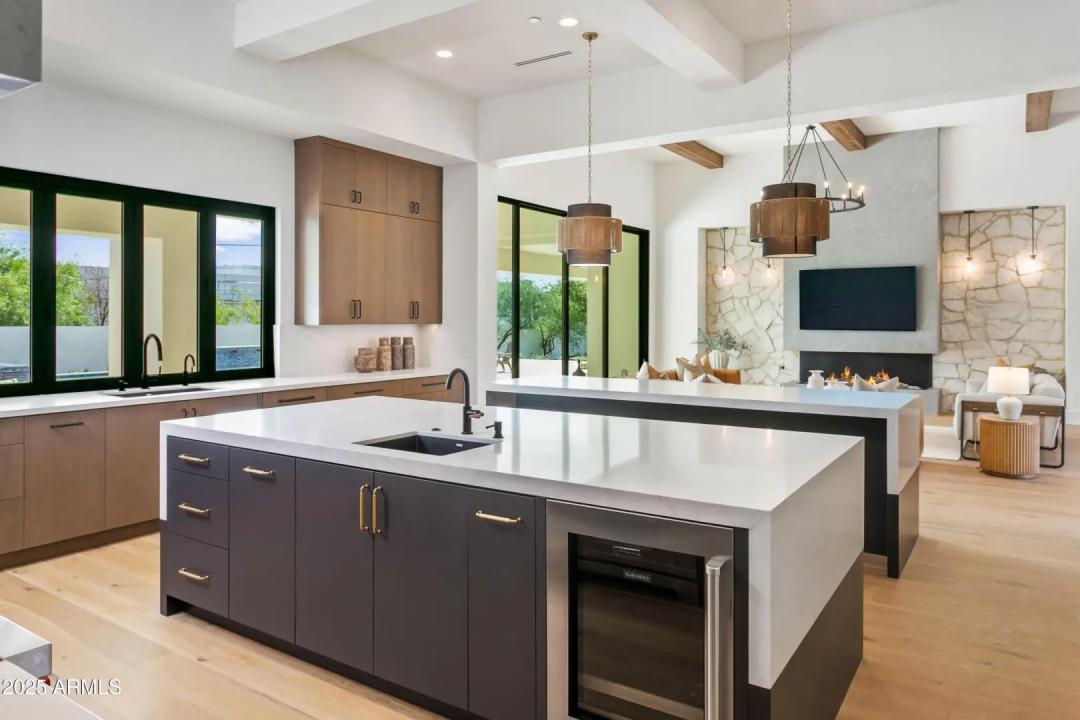 Real Estate Picture 21