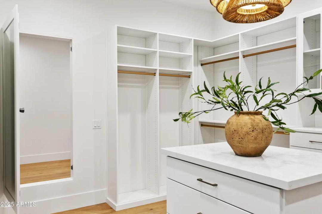 Real Estate Picture 44