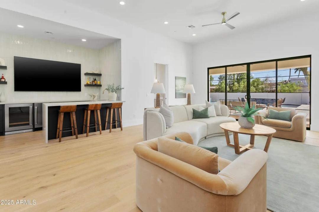 Real Estate Picture 49
