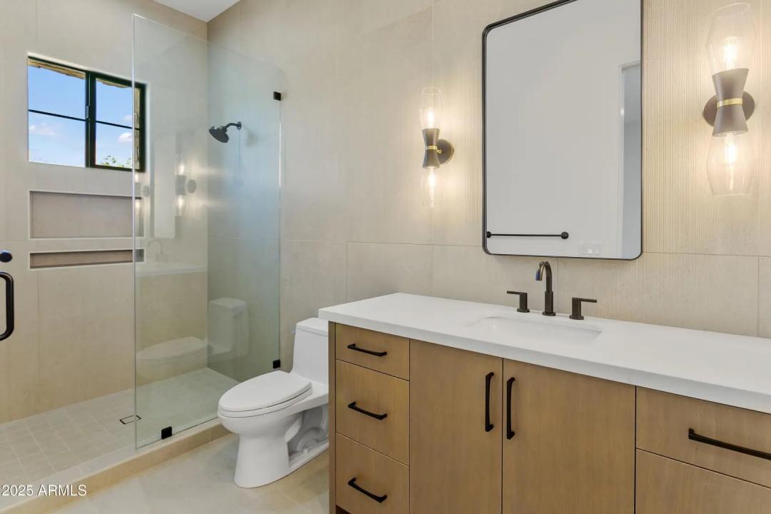 Real Estate Picture 56