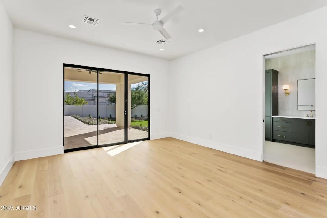 Real Estate Picture 58