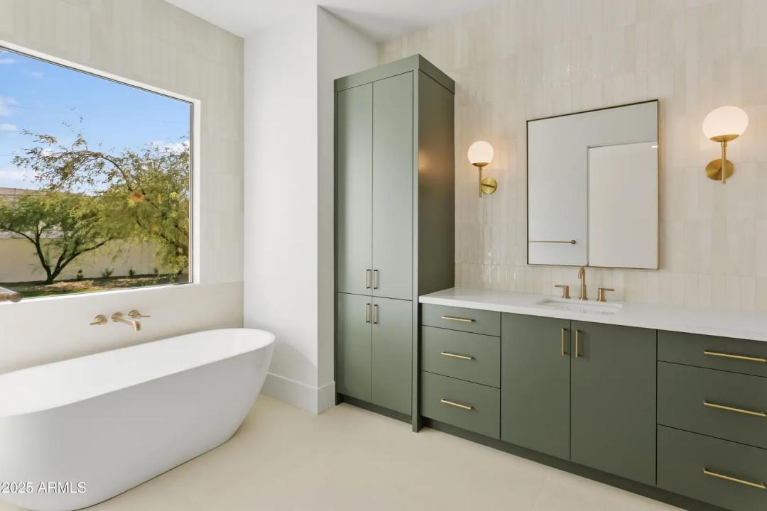 Real Estate Picture 59