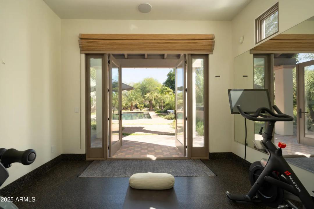 Real Estate Picture 17