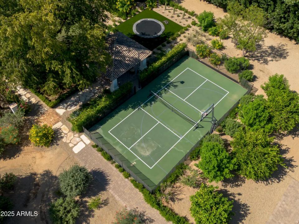 Real Estate Picture 38