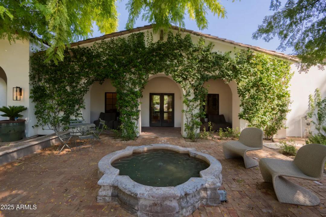Real Estate Picture 2