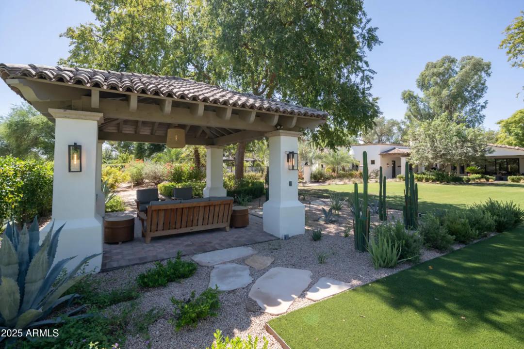 Real Estate Picture 31