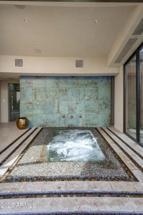 Real Estate Picture 75