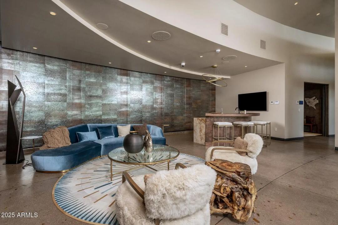 Real Estate Picture 73