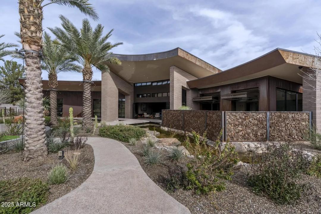 Real Estate Picture 70