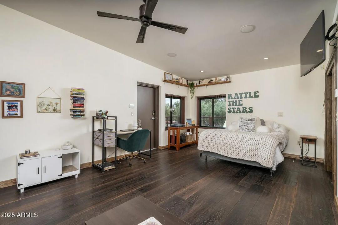 Real Estate Picture 119