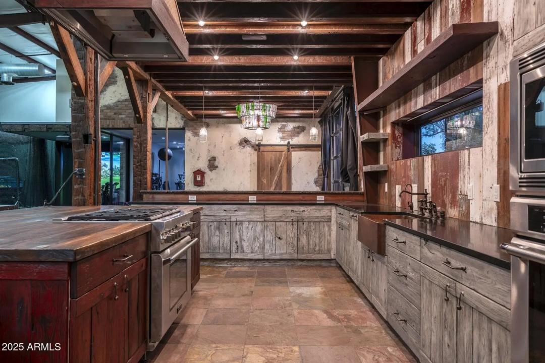 Real Estate Picture 115