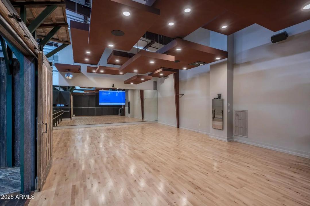 Real Estate Picture 121