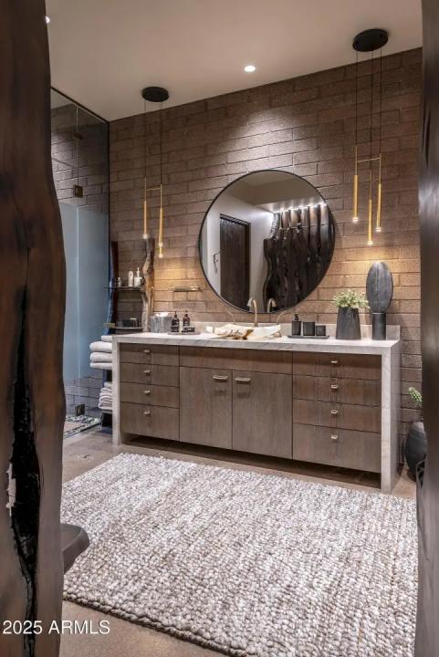 Real Estate Picture 84