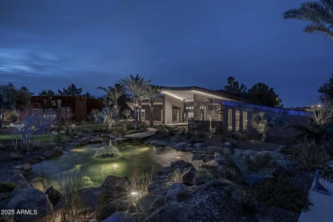 Real Estate Picture 96