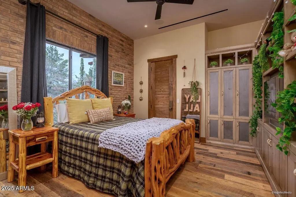 Real Estate Picture 55