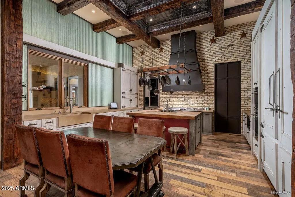 Real Estate Picture 34