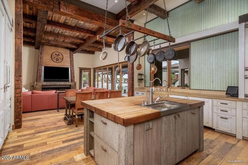 Real Estate Picture 28