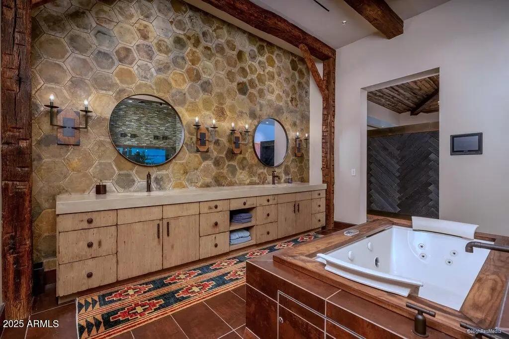 Real Estate Picture 44