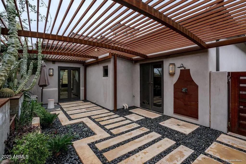 Real Estate Picture 153