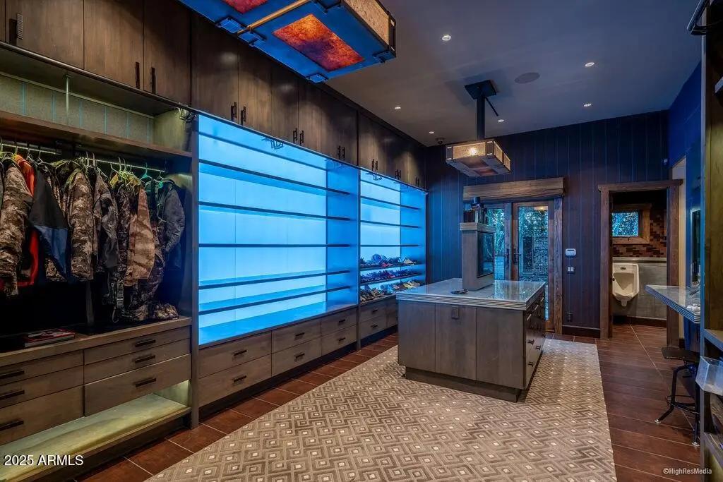 Real Estate Picture 40