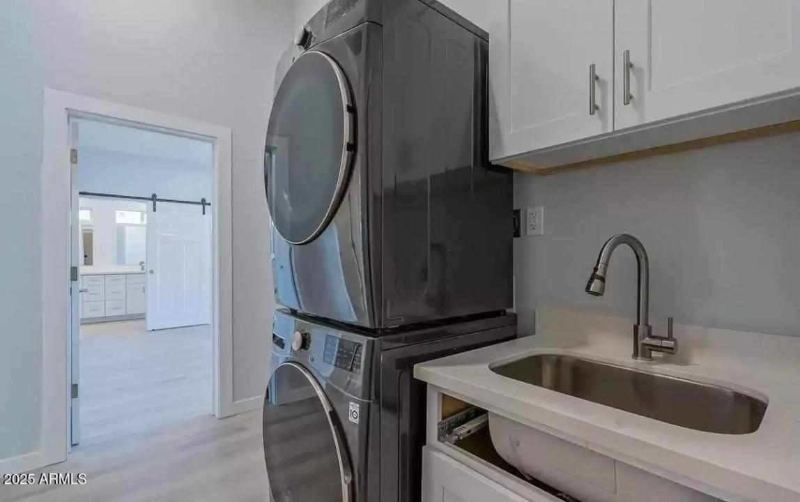Real Estate Picture 3