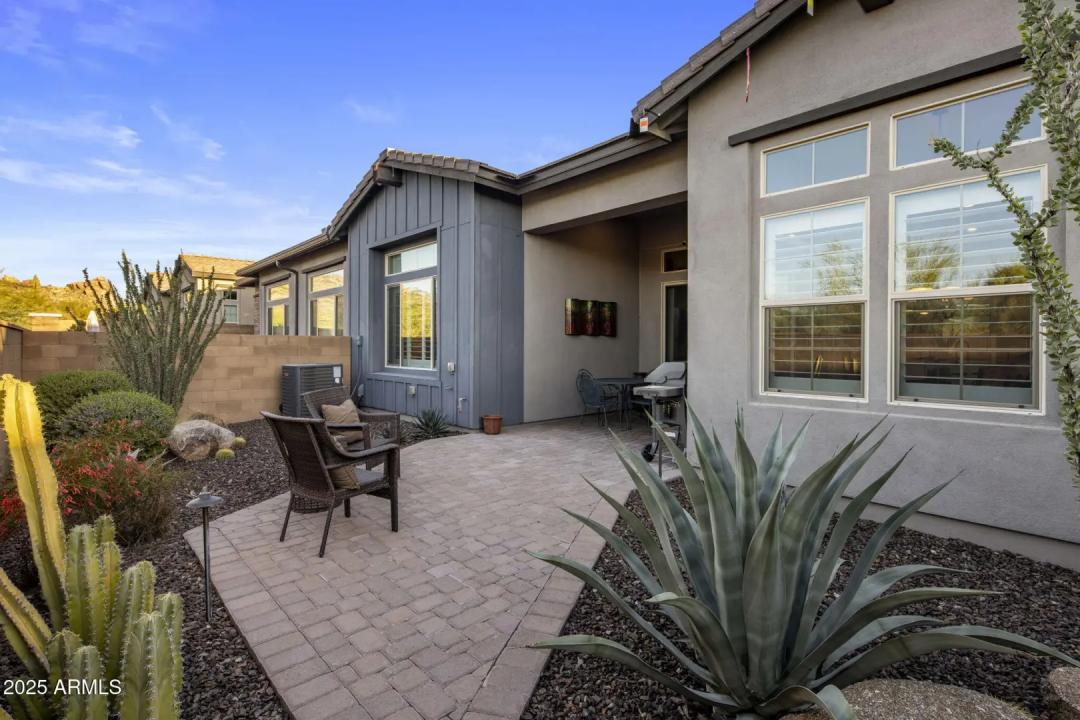 Real Estate Picture 32