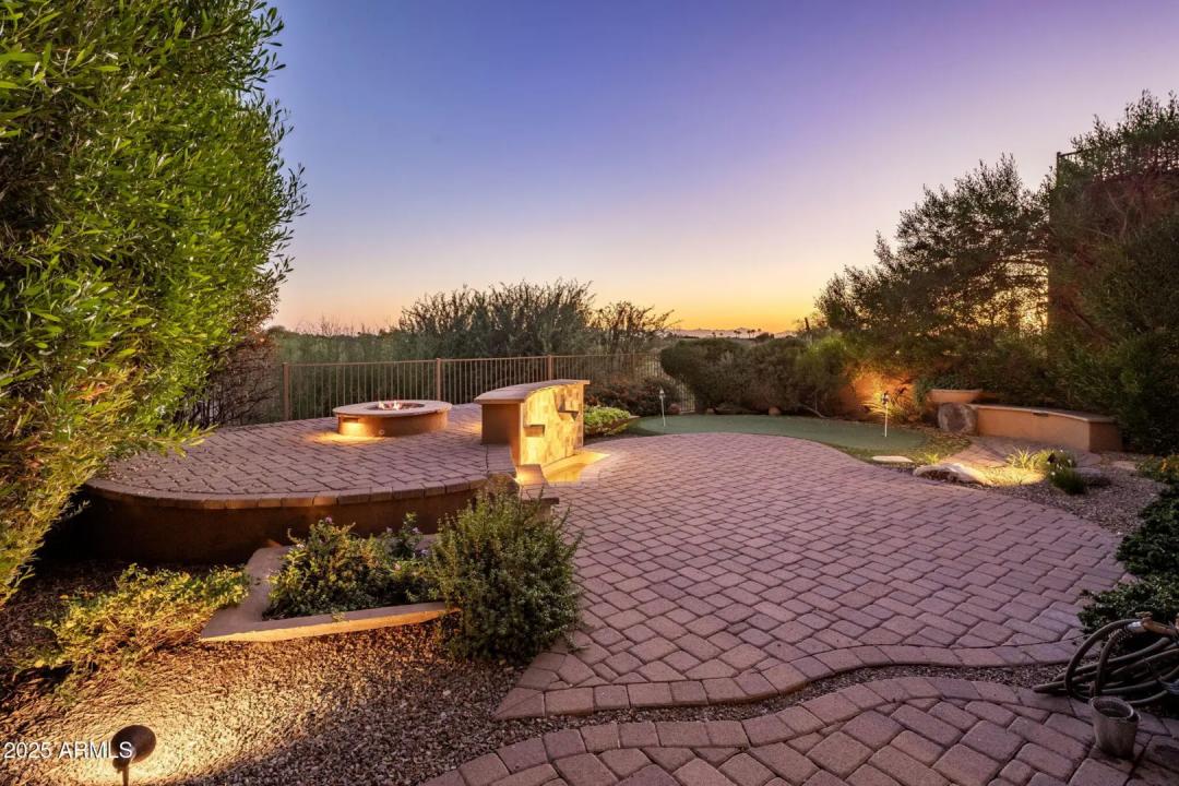 Real Estate Picture 48