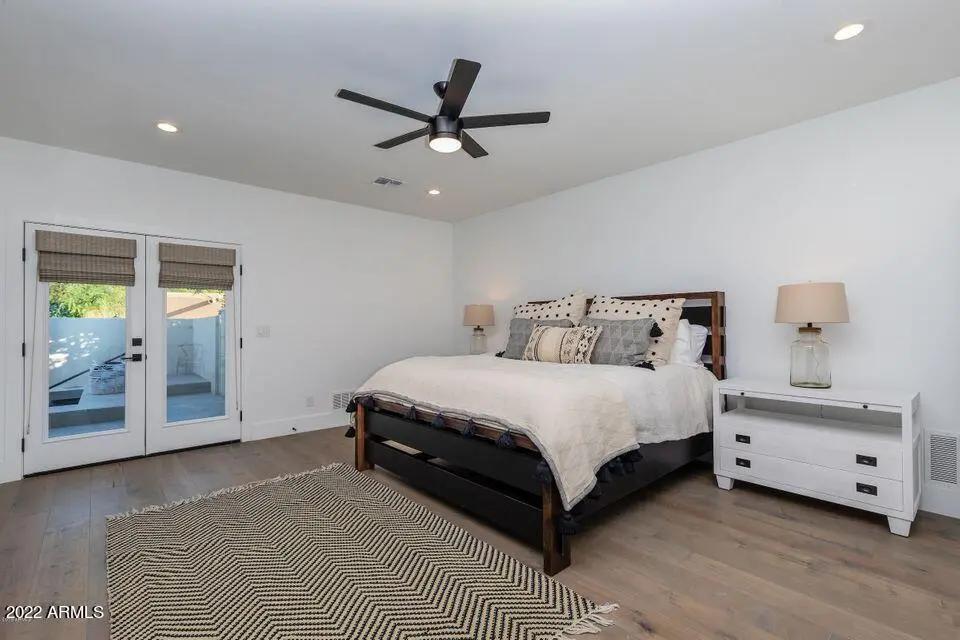 Real Estate Picture 7
