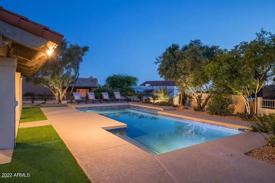 Real Estate Picture 33