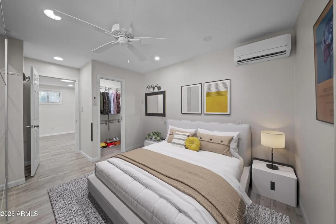 Real Estate Picture 16