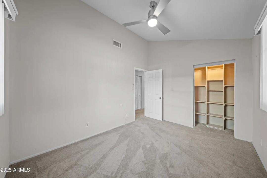 Real Estate Picture 13