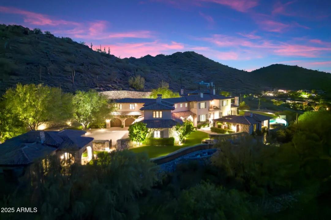 Real Estate Picture 128