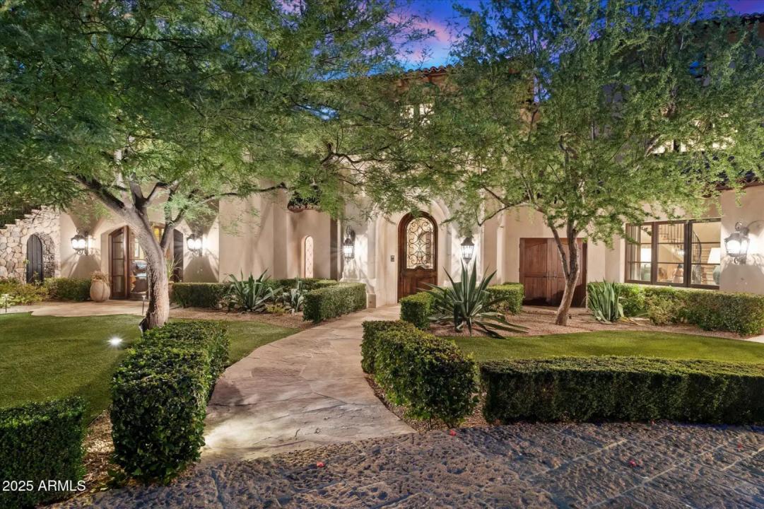 Real Estate Picture 14