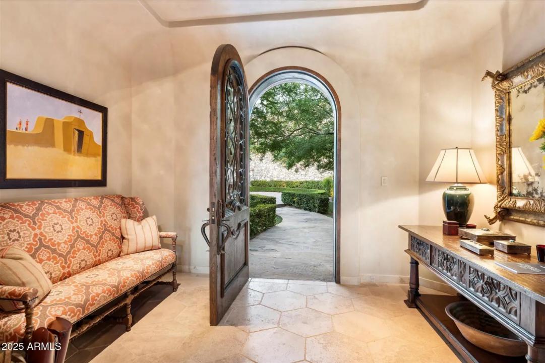 Real Estate Picture 17