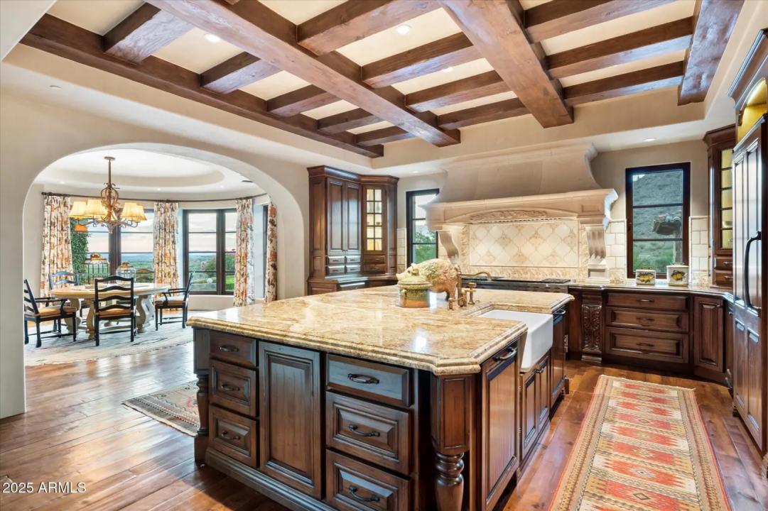 Real Estate Picture 29
