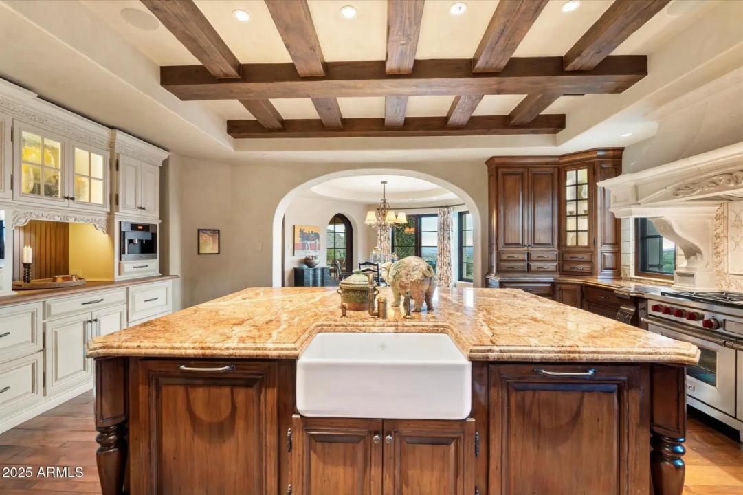 Real Estate Picture 30