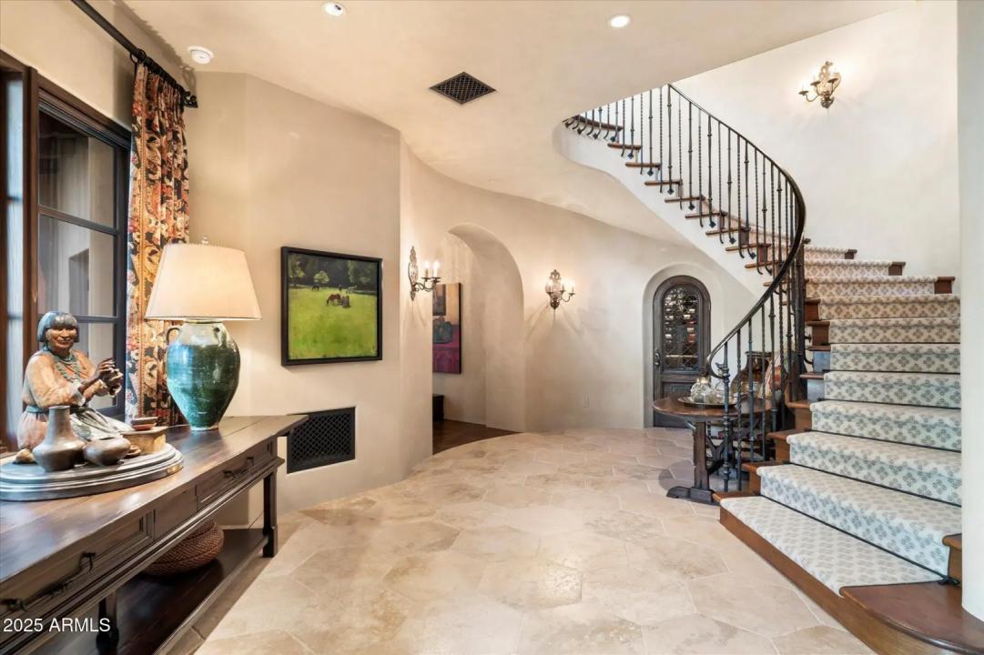 Real Estate Picture 40