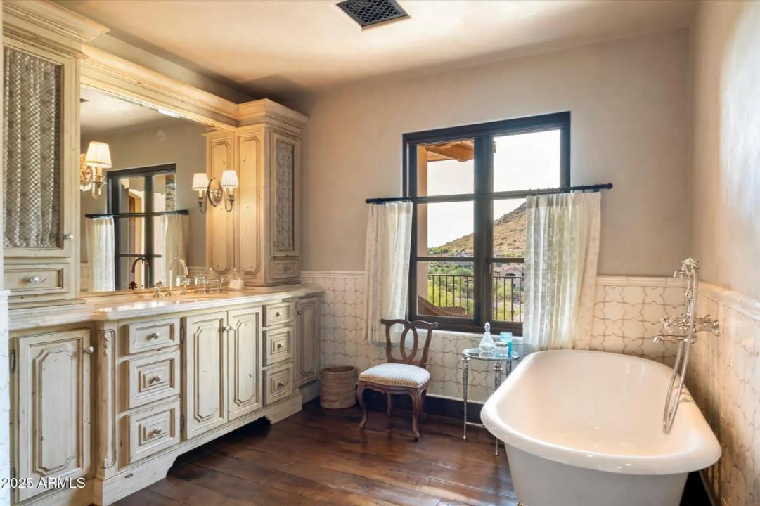 Real Estate Picture 67