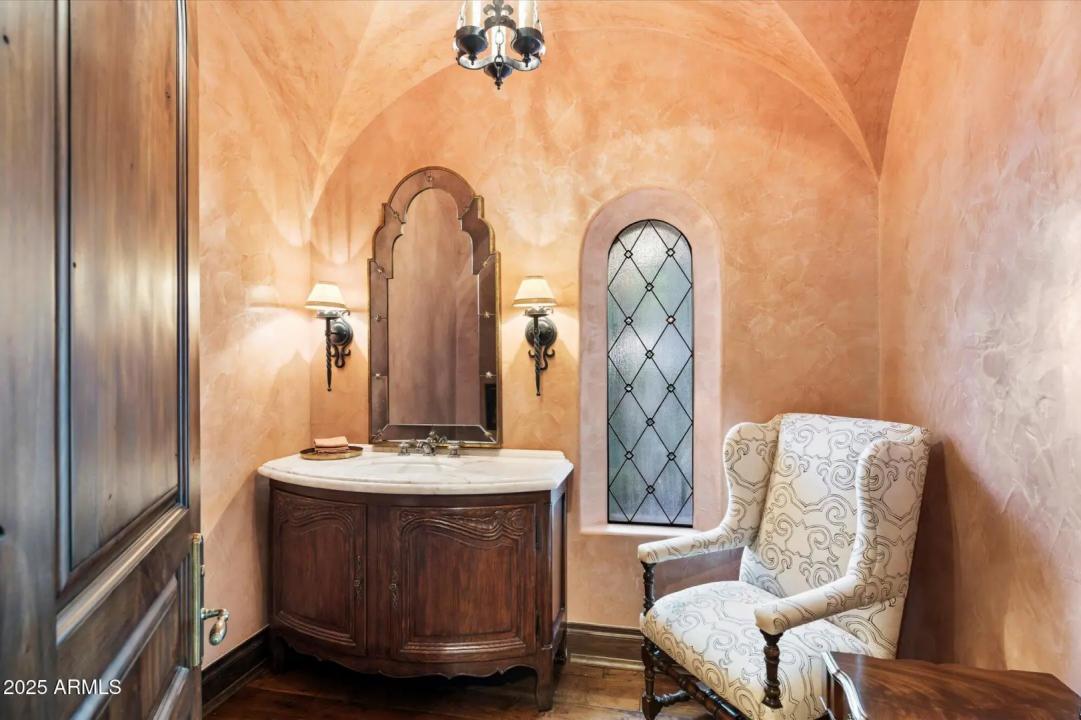Real Estate Picture 68