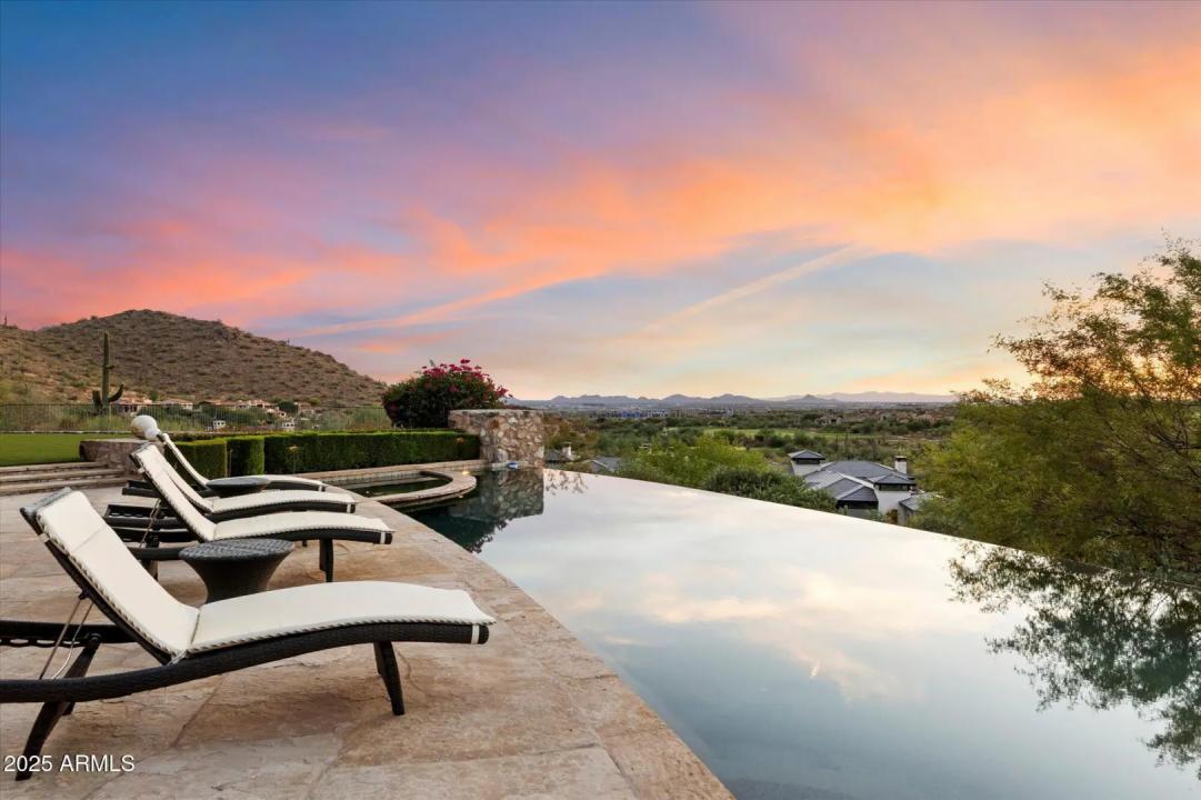 Real Estate Picture 90