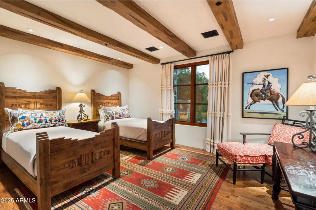 Real Estate Picture 108