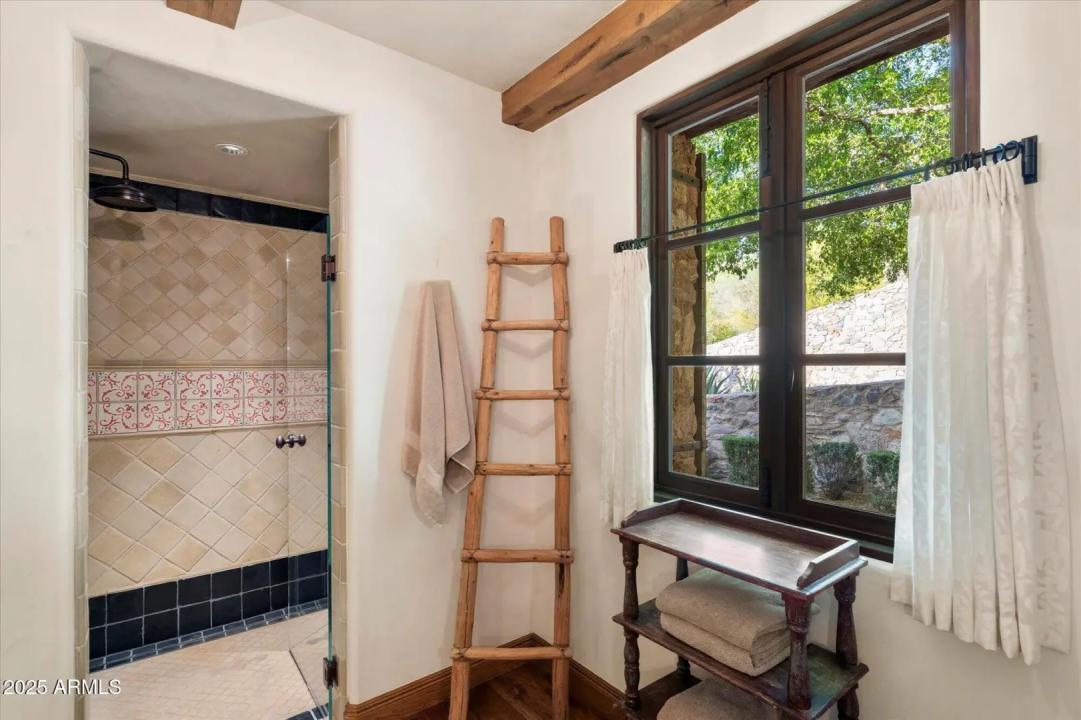 Real Estate Picture 110