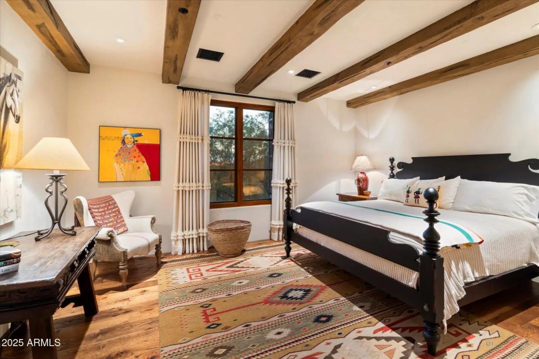 Real Estate Picture 111