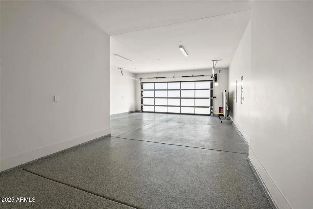 Real Estate Picture 32