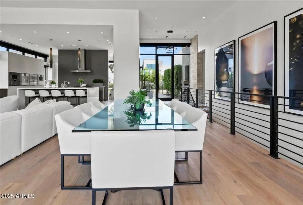 Real Estate Picture 19