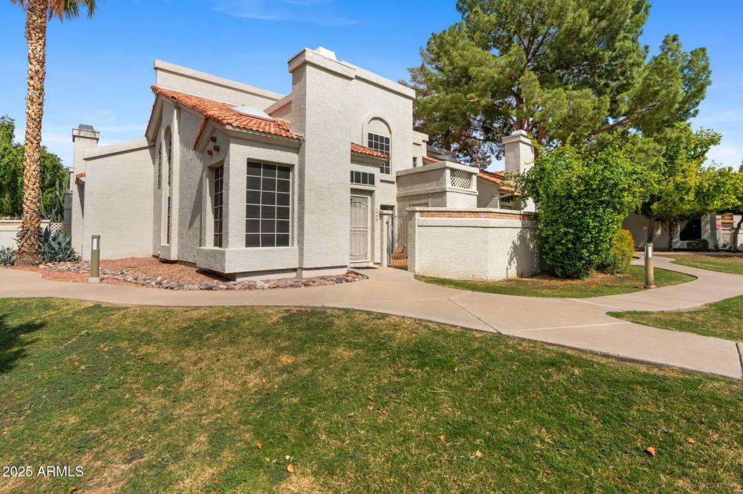 1717 E UNION HILLS Drive Unit 1044 Phoenix AZ 85024